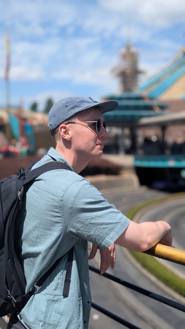 Tommy looking extremeley cool